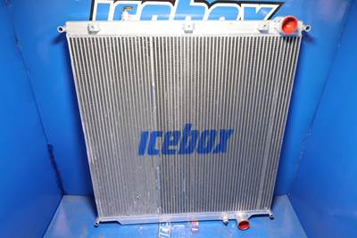 Freightliner  Radiator - Aluminum (536461100)