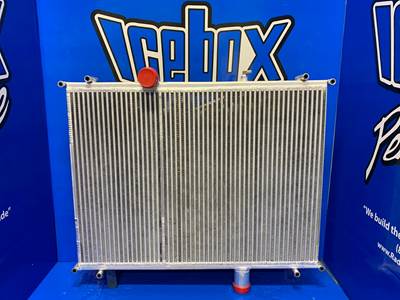 Kenworth T800 Radiator - Aluminum (RKW60AA)