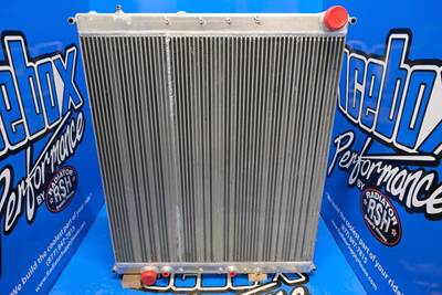 Western Star  Radiator-PTR ( 05-26619-029)