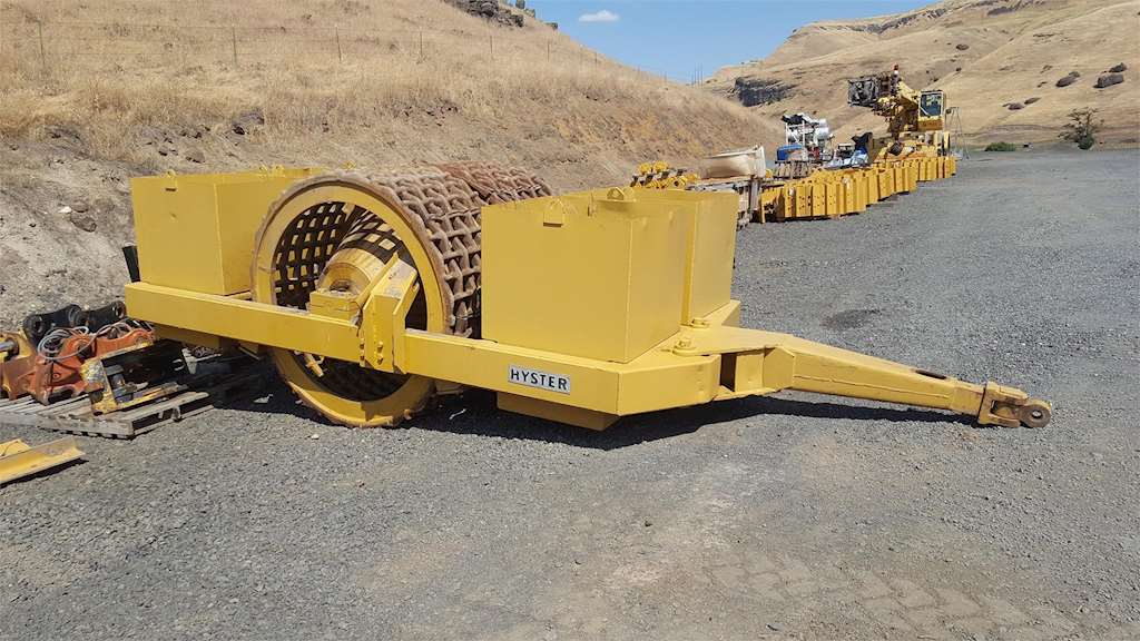Walk Behind Roller Compactor
