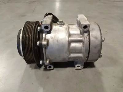 Good Used Sanden A/C Compressor Part # SKI1802S