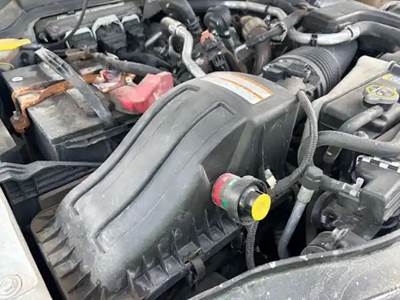 Ford F-350 Air Cleaner / Air Filter Housing