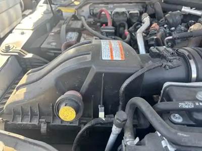 Ford F-450 Air Cleaner / Air Filter Housing