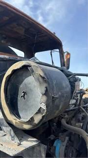 Ford LNT9000 Air Cleaner / Air Filter Housing