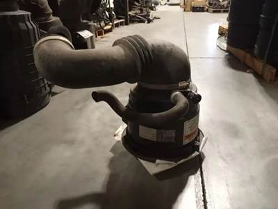 Freightliner B2 Air Cleaner / Air Filter Housing