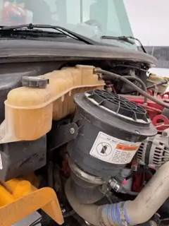 Freightliner B2 Air Cleaner / Air Filter Housing