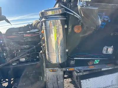 Freightliner FLD120 Classic Left Air Cleaner / Air Filter Housing