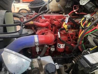 Freightliner M2 106 Air Cleaner / Air Filter Housing