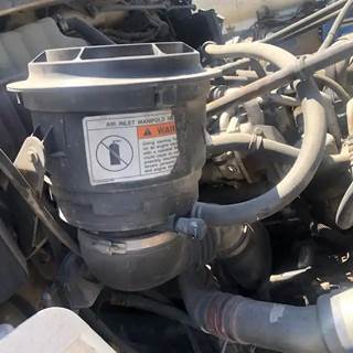 Freightliner M2 106 Air Cleaner / Air Filter Housing