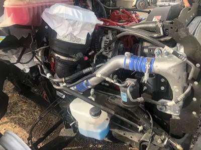 Freightliner M2 106 Air Cleaner / Air Filter Housing