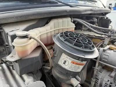 Freightliner M2 106 Air Cleaner / Air Filter Housing