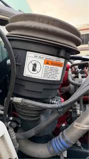 Freightliner M2 106 Air Cleaner / Air Filter Housing