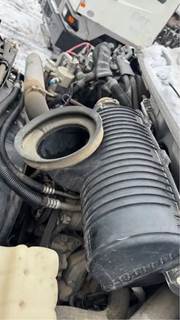 GMC C5500 Air Cleaner / Air Filter Housing