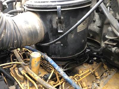 GMC C7000 Air Cleaner / Air Filter Housing