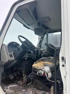 International 7400 Air Cleaner / Air Filter Housing