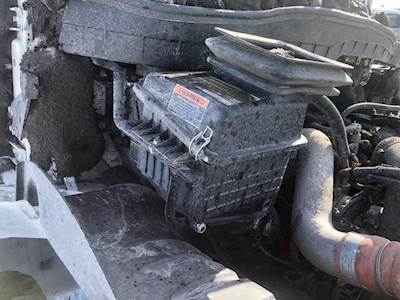 International MV607 Air Cleaner / Air Filter Housing