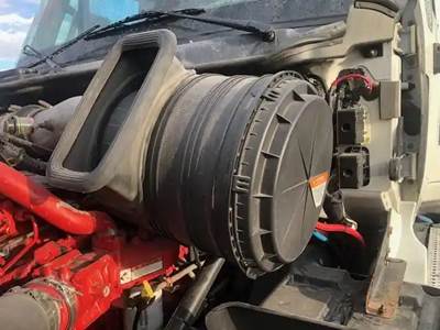 International ProStar Air Cleaner / Air Filter Housing