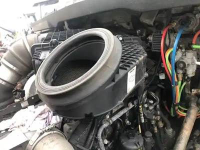 Kenworth T680 Air Cleaner / Air Filter Housing