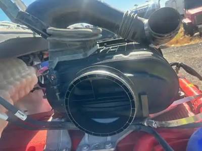 Kenworth T680 Air Cleaner / Air Filter Housing