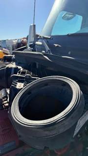 Kenworth T680 Air Cleaner / Air Filter Housing