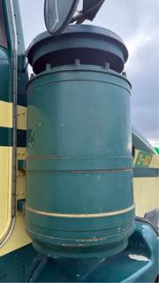 Kenworth T800 Right Air Cleaner / Air Filter Housing