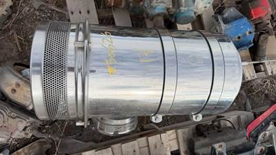 Kenworth T800 Left Air Cleaner / Air Filter Housing