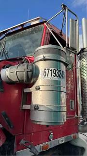 Kenworth W900 Left Air Cleaner / Air Filter Housing