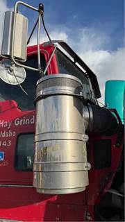 Kenworth W900 Right Air Cleaner / Air Filter Housing