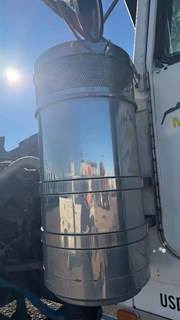 Kenworth W900 Left Air Cleaner / Air Filter Housing