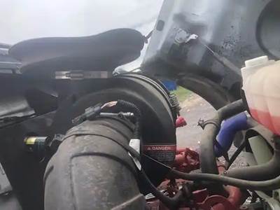 Mack MD Air Cleaner / Air Filter Housing