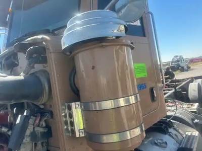 Peterbilt 367 Left Air Cleaner / Air Filter Housing