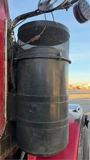 Peterbilt 378 Right Air Cleaner / Air Filter Housing