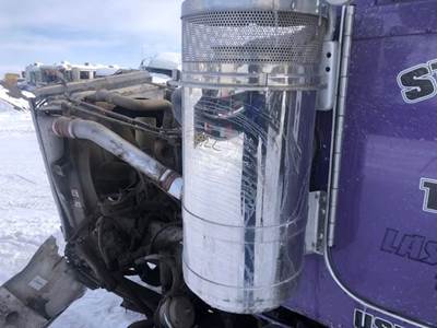 Peterbilt 379 Left Air Cleaner / Air Filter Housing