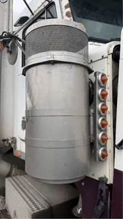 Peterbilt 379 Right Air Cleaner / Air Filter Housing