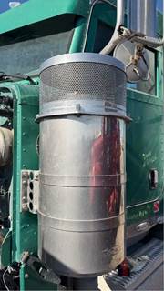 Peterbilt 379 Left Air Cleaner / Air Filter Housing