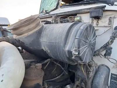 Peterbilt 385 Air Cleaner / Air Filter Housing