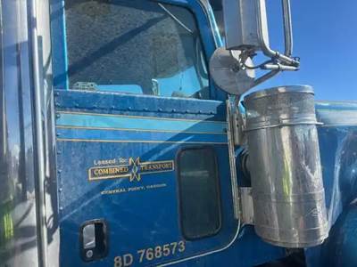 Peterbilt 388 Right Air Cleaner / Air Filter Housing