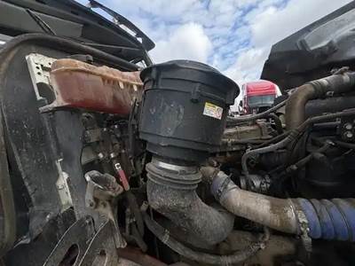 Western Star 4700 Air Cleaner / Air Filter Housing