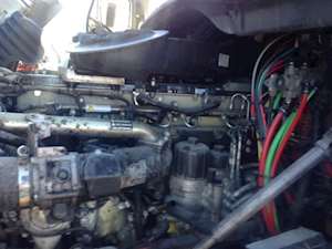 Freightliner Right Air Cleaner / Air Filter Housing