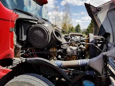 Freightliner Columbia 120 Right Air Cleaner / Air Filter Housing