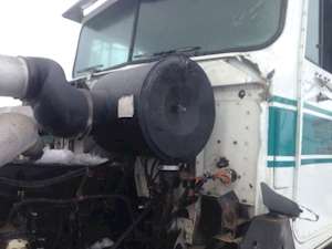 International F-5070 Air Cleaner / Air Filter Housing