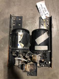 Freightliner Cascadia 125 Air Dryer