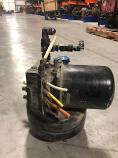 International LT625 Air Dryer