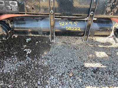 Peterbilt 378 Air Tank