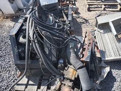Thermo King Auxiliary Power Unit (APU) for a 2014 Freightliner Cascadia 125