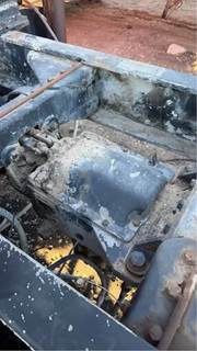 Spicer (TTC) 8341G Auxillary Transmission for a 1972 Kenworth W900