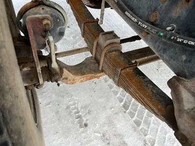 Ford LNT8000 Front Axle Assembly