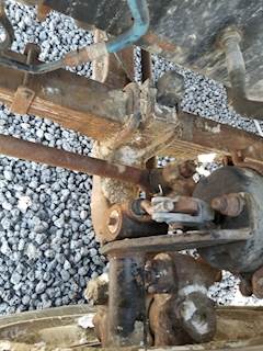 Ford LT9501 Louisville 101 Front Axle Assembly