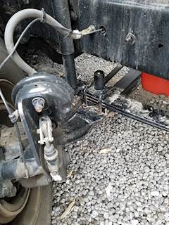 Freightliner Cascadia 125 Front Axle Assembly