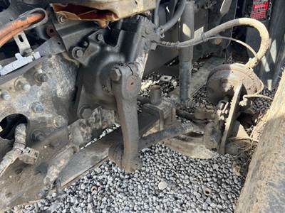 Freightliner Cascadia 125 Front Axle Assembly